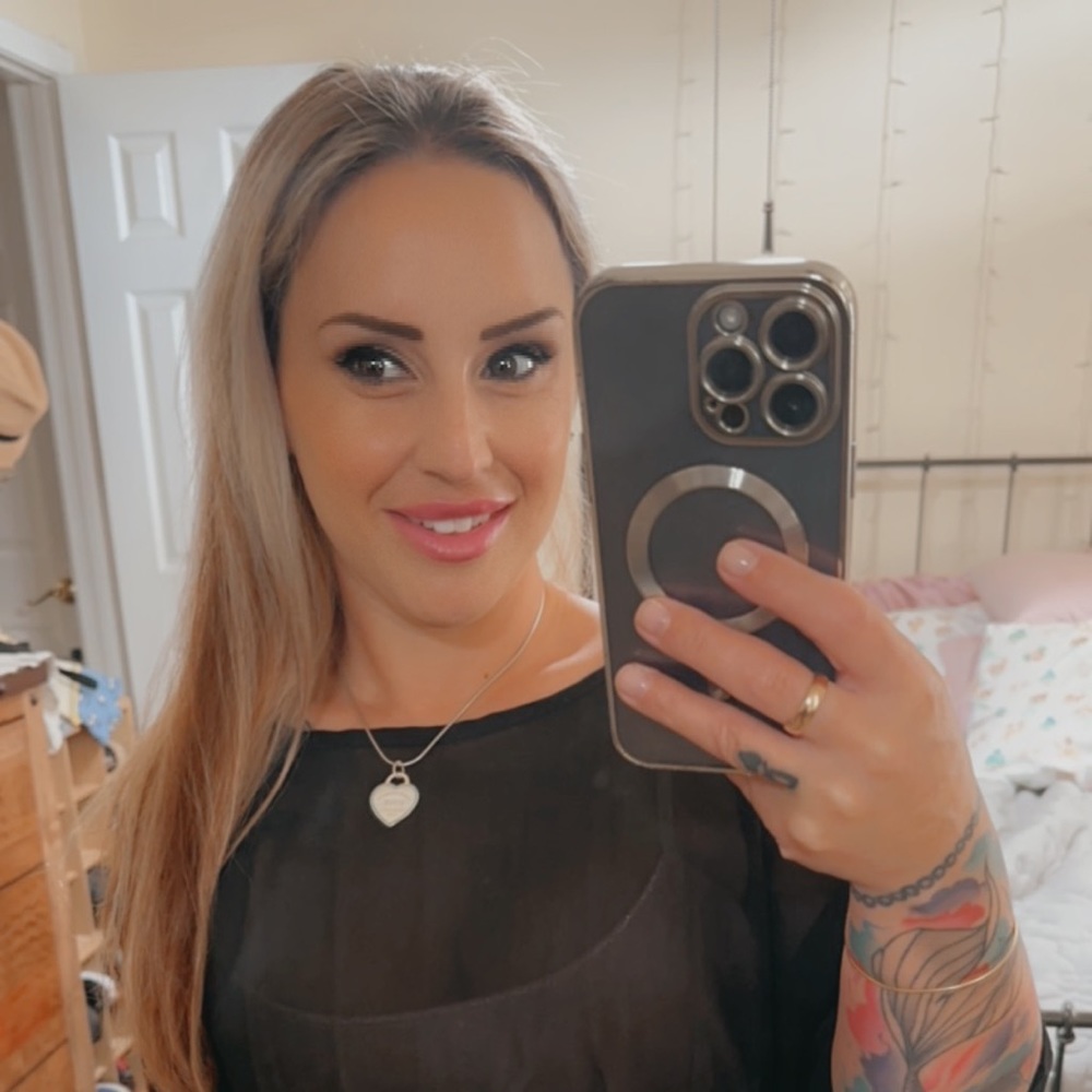 Meet your Posher, Mayra